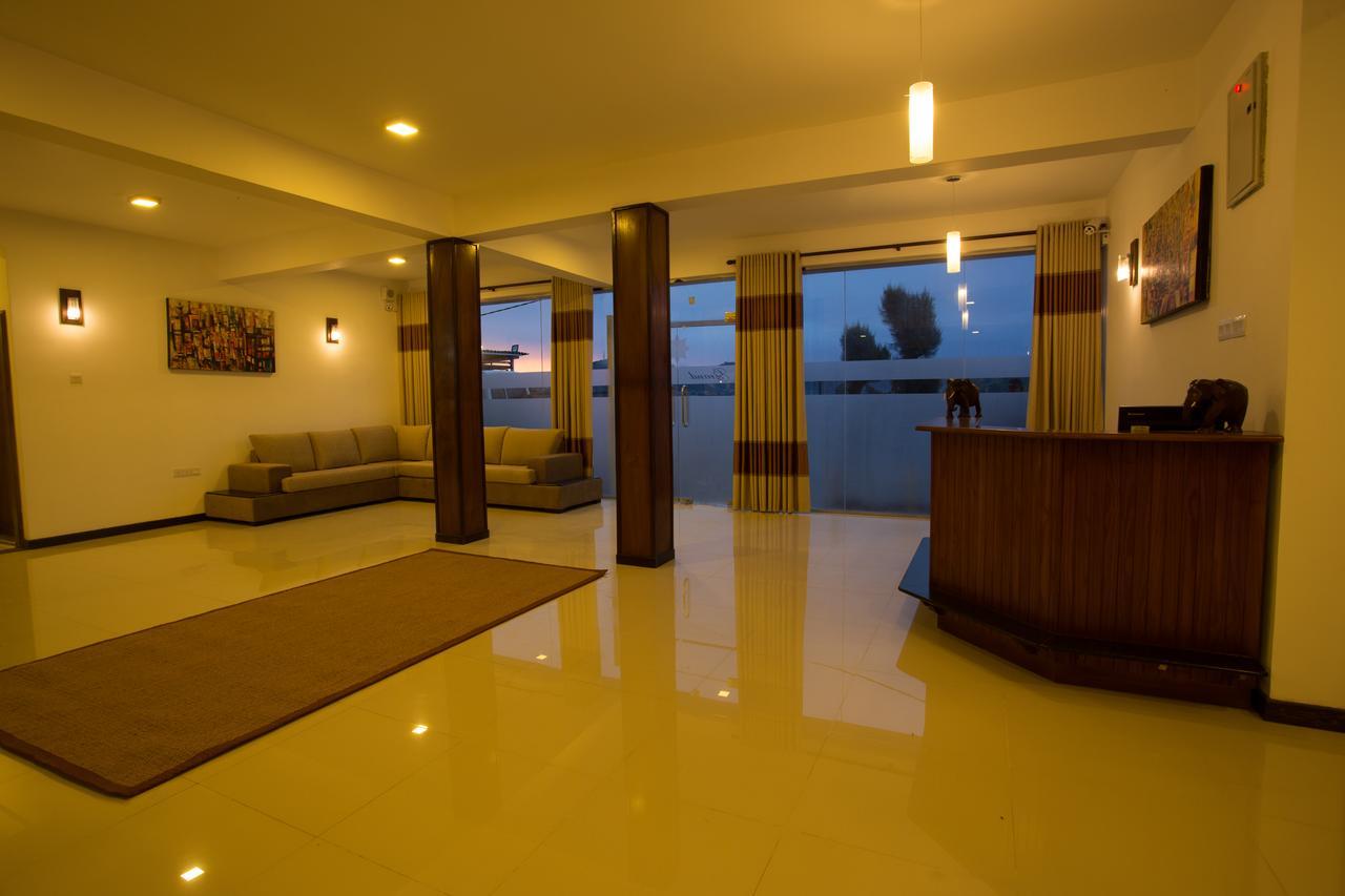 Grand Camellia Hotel Нувара-Элия Экстерьер фото